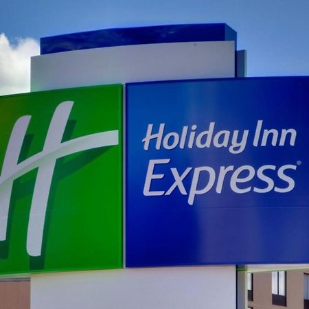 Holiday Inn Express Holly Springs - Raleigh Area By Ihg Екстер'єр фото