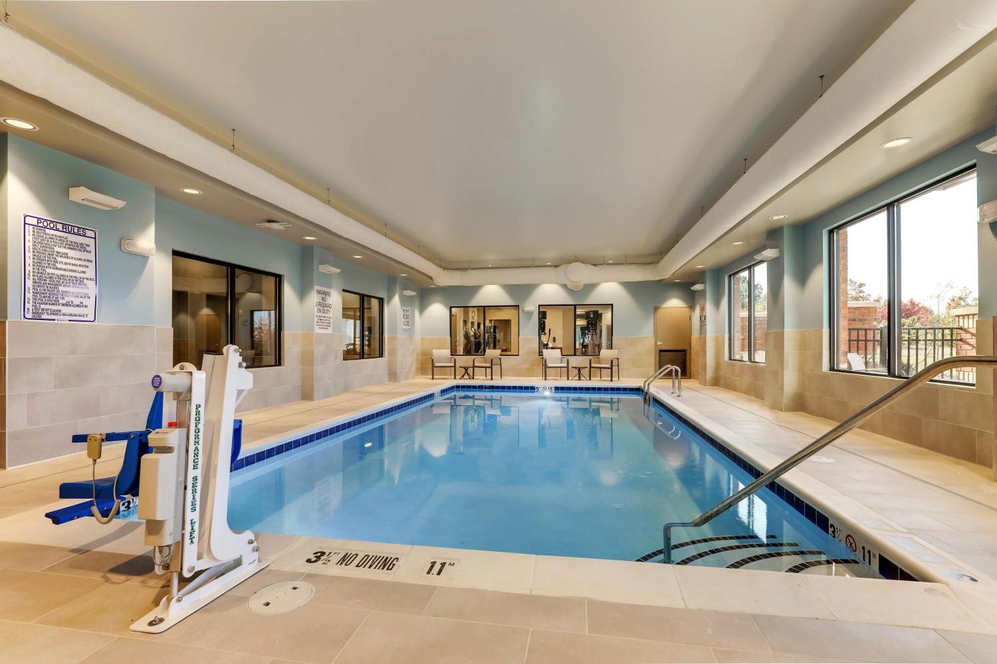 Holiday Inn Express Holly Springs - Raleigh Area By Ihg Екстер'єр фото