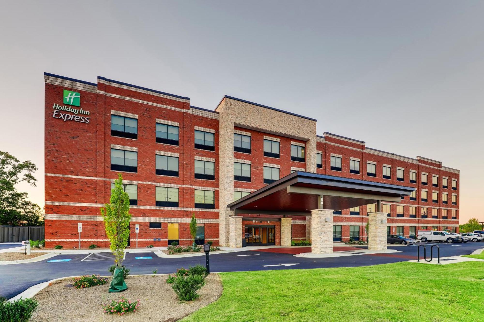 Holiday Inn Express Holly Springs - Raleigh Area By Ihg Екстер'єр фото