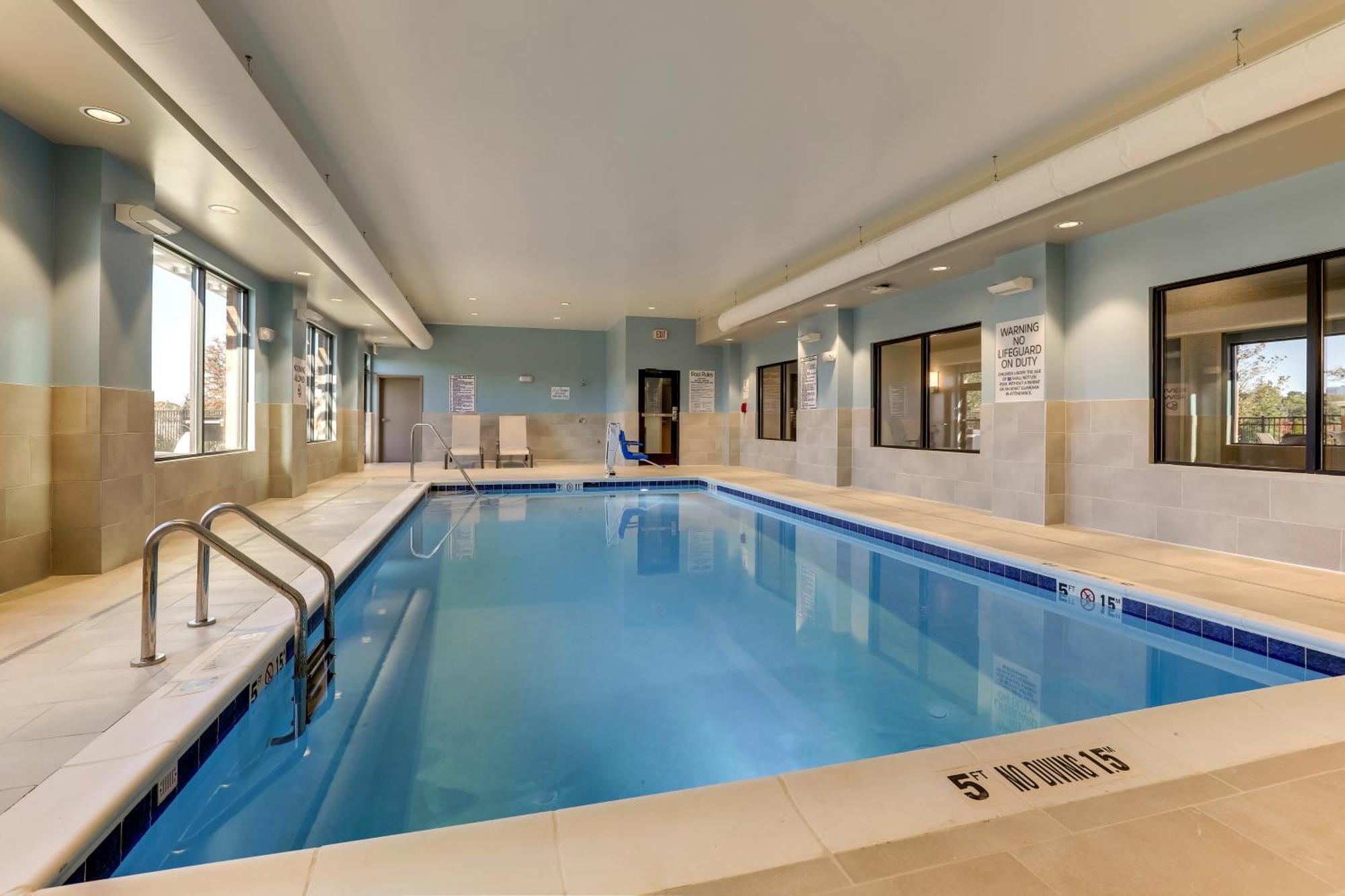 Holiday Inn Express Holly Springs - Raleigh Area By Ihg Екстер'єр фото