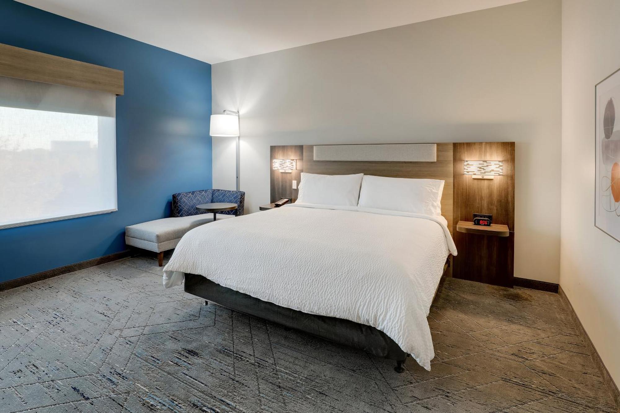 Holiday Inn Express Holly Springs - Raleigh Area By Ihg Екстер'єр фото